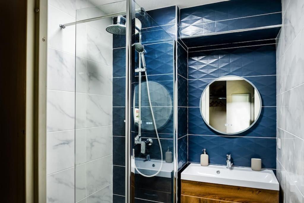 Lourde Center Apartment 3 Bed With Parking Lourdes Exterior photo